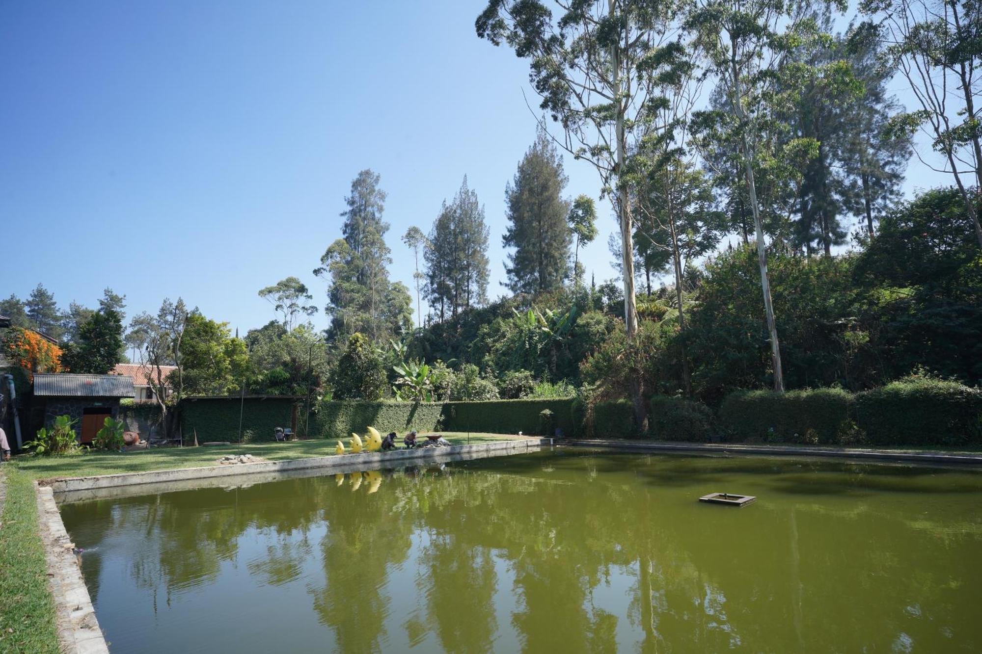 Citere Resort Hotel Bandung Exterior photo